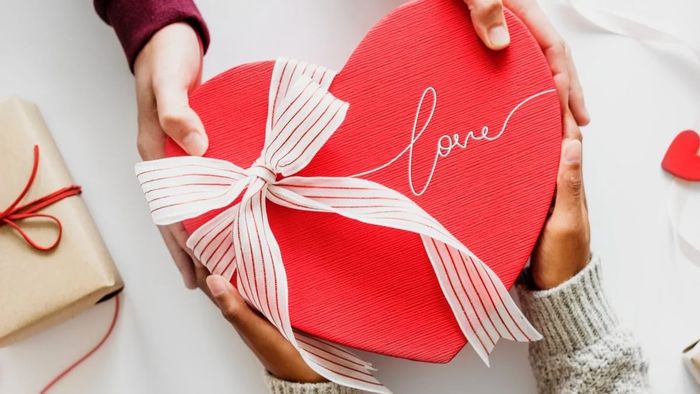 Gợi ý các món quà Valentine dành cho bạn gái