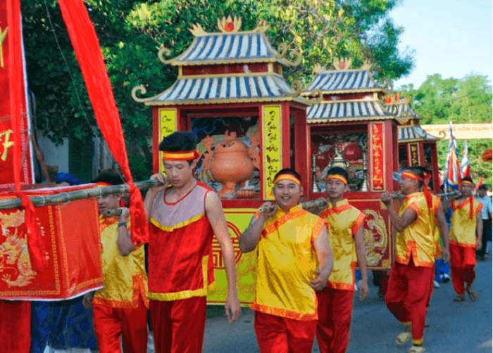 Lễ hội làng gốm Thanh Hà