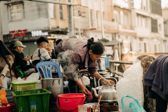 Buổi sáng tại khu Hòa Bình, vẻ đẹp bình dị giữa trái tim Đà Lạt