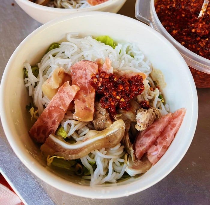 Bún mắm nêm Huế