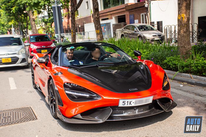 Xem gần chiếc McLaren 765LT Spider, trị giá hơn 30 tỷ, độc nhất tại Việt Nam