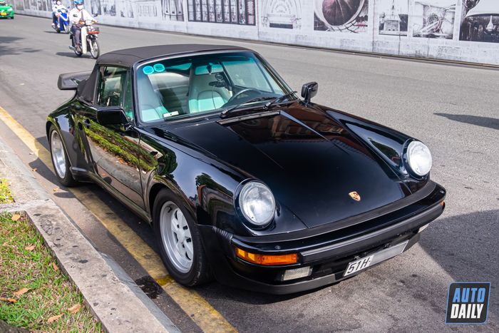 Khám phá chiếc Porsche 930 Turbo Cabriolet, một tác phẩm có tuổi đời hơn 30 năm, duy nhất tại Việt Nam.