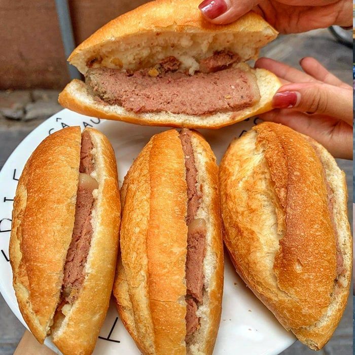 Bánh mì phong cách Hội An