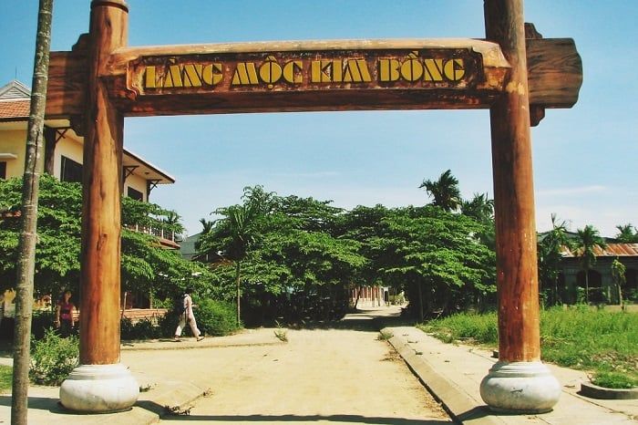 Lễ giỗ tổ làng mộc Kim Bồng