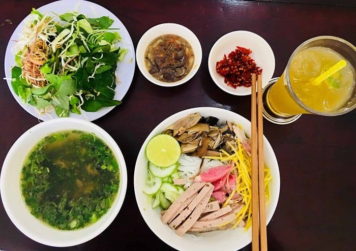 Bún mắm nêm Huế