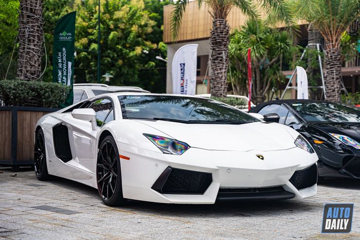 Lamborghini Aventador LP700-4 từng thuộc về đại gia 8x ở Bình Dương hiện tại như thế nào? (aventador-binh-duong-Mytour-1.JPG)