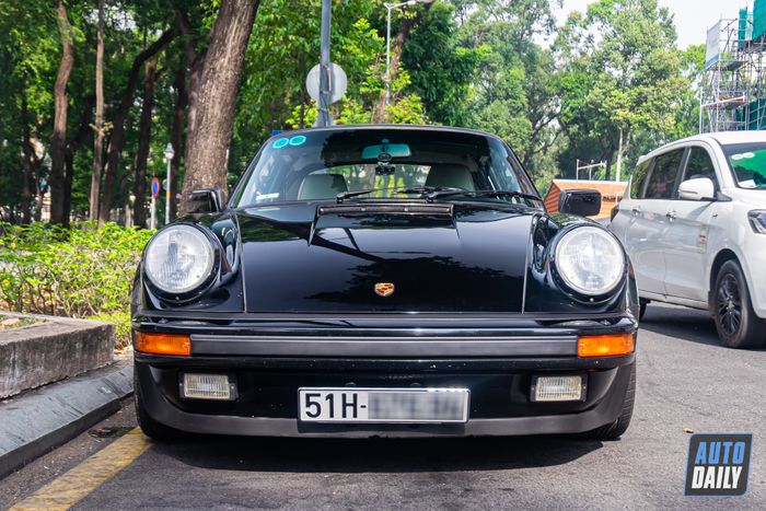 Ngắm chiếc Porsche 930 Turbo Cabriolet có tuổi đời hơn 30 năm, duy nhất tại Việt Nam.