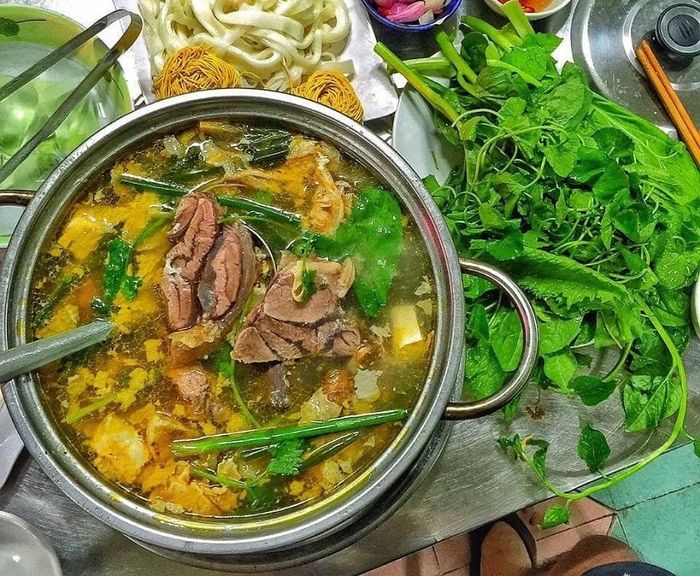 Lẩu bò Đà Nẵng