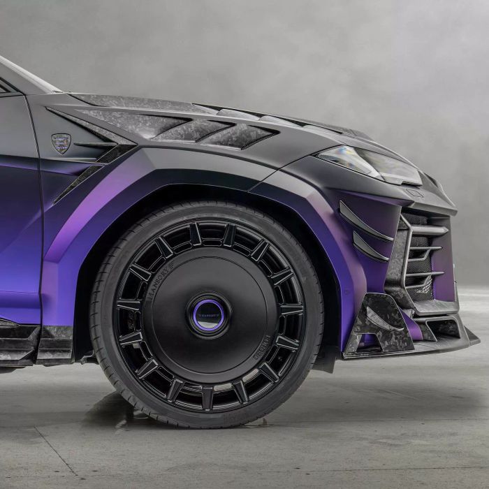 Thưởng thức vẻ táo bạo và hoang dã của Lamborghini Urus bản độ Mansory