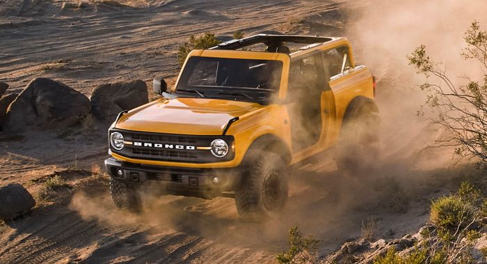 Ford Bronco sẽ ra mắt tại Philippines vào năm 2024, liệu có về Việt Nam không? Ford Bronco 2021: Biểu tượng Off-Road trở lại, đe dọa Jeep Wrangler 2021-ford-bronco-02.jpg