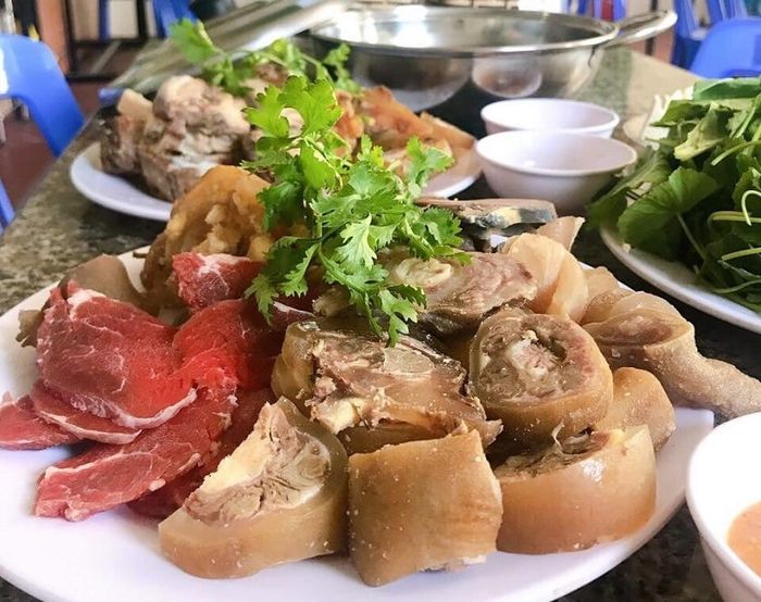 Lẩu bò Đà Nẵng