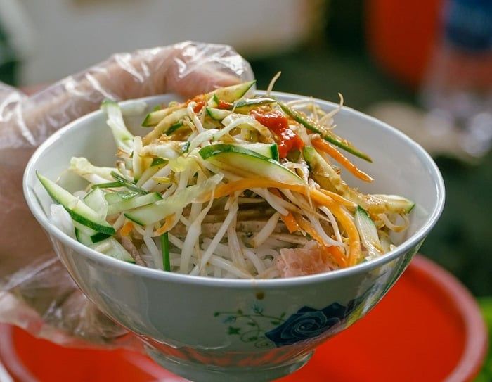 Bún mắm nêm Huế