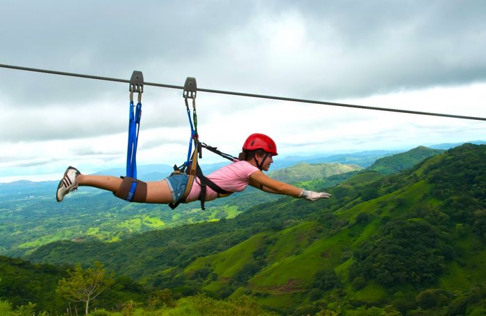 Trải nghiệm cảm giác hồi hộp với trượt thác dài 3km tại Thác nước Hòa Phú Thành, Đà Nẵng