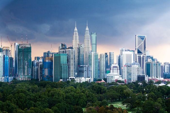 Khám phá Kuala Lumpur để trải nghiệm sắc màu văn hóa độc đáo của Malaysia.