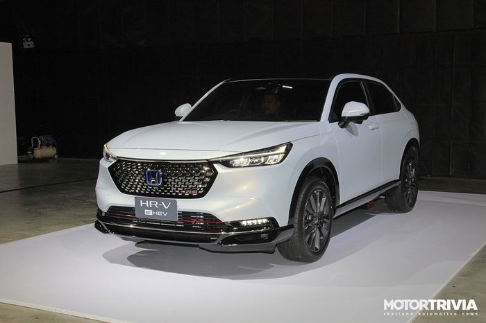 Honda HR-V 2022 đã xuất hiện trên đường vận chuyển tại Việt Nam. Đại lý đã bắt đầu nhận đặt cọc Honda HR-V 2022, dự kiến giao xe vào tháng 6. Honda HR-V 2022 cũng đã ra mắt tại Thái Lan, giá khoảng 672 triệu đồng.
