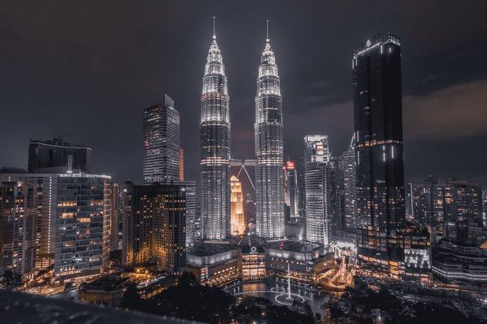 Khám phá Kuala Lumpur và trải nghiệm văn hóa độc đáo của Malaysia.