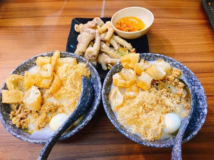 Tổng hợp top 5 địa điểm để bạn thưởng thức cháo quẩy sườn sụn chuẩn vị Đà Nẵng 11