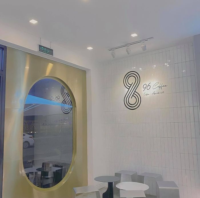 96 Coffee & Apartment – Quán cafe với không gian đẳng cấp thu hút giới trẻ.