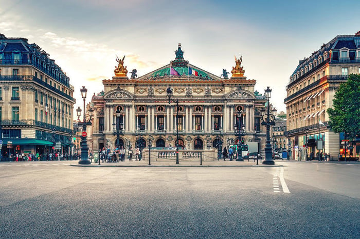 Thưởng ngoạn vẻ đẹp của nhà hát Opera Palais Garnier nổi tiếng 3