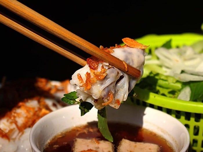 Thưởng thức ẩm thực đêm ở Hải Phòng