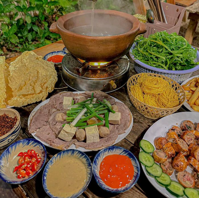 Lẩu bò Đà Lạt