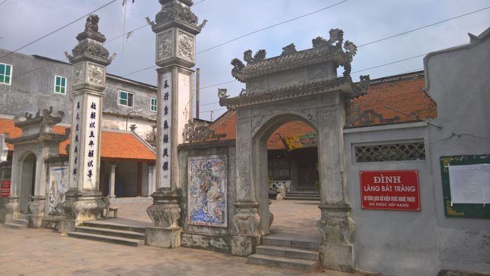 Đình Bát Tràng