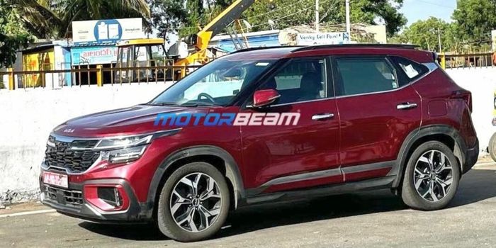 Kia Seltos 2023 Facelift sẽ ra mắt vào ngày 4/7, lộ diện không che chắn, hé lộ nhiều thay đổi