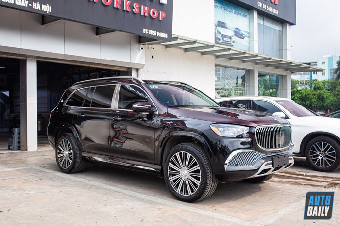 Mercedes-Benz GLS 450 biến thành GLS 600 Maybach chỉ với hơn 1,3 tỷ đồng gls-do-maybach-Mytour-24.JPG