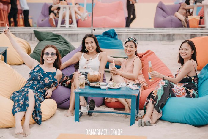 Danabeach Color - Điểm đến cà phê độc đáo tại trái tim Đà Nẵng