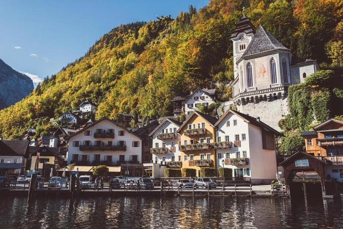 Hallstatt, một thị trấn nằm ven hồ được coi là đẹp nhất thế giới tại Áo