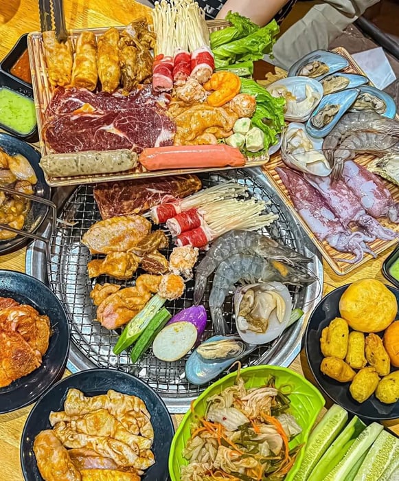 Thưởng thức buffet hải sản tại Hà Nội