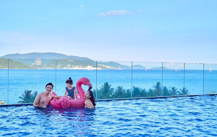 Gà nướng cơm lam Đà Lạt