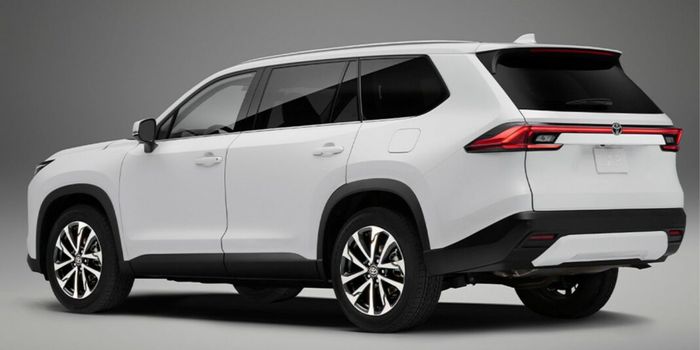 Hai dòng xe SUV 7 chỗ của Toyota sử dụng công nghệ Hybrid hoàn toàn mới sẽ ra mắt vào năm tới với hình ảnh của mẫu xe 7-seater-toyota-corolla-cross-1068x534.jpg