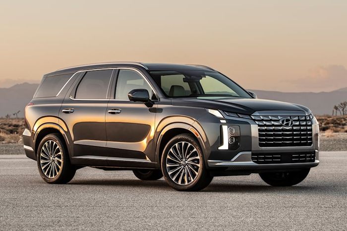 Hyundai Palisade phiên bản mới dự kiến sẽ được ra mắt vào năm 2025 với công nghệ động cơ hybrid.