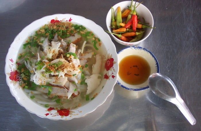 Bánh canh chả cá Phú Quốc