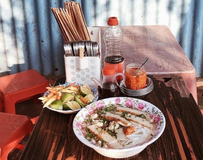 Bánh canh chả cá Phú Quốc