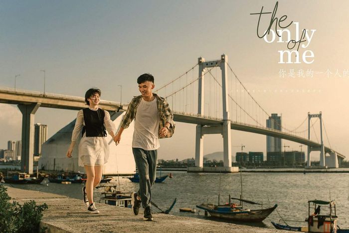 Vẻ đẹp lãng mạn của Cầu Thuận Phước Đà Nẵng khiến trái tim say đắm.