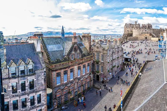 Edinburgh giữ lấy linh hồn của Scotland từ xa xưa