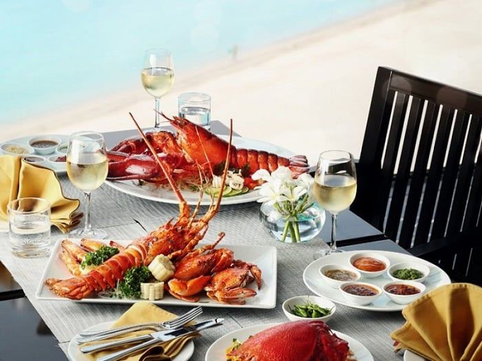 Nhà Hàng Hải Sản Ozone là địa điểm nổi tiếng để thưởng thức hải sản ở Nha Trang