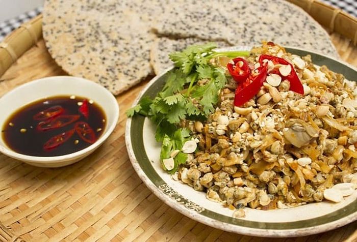 Đặc sản Thanh Hoá bánh đa Minh Châu