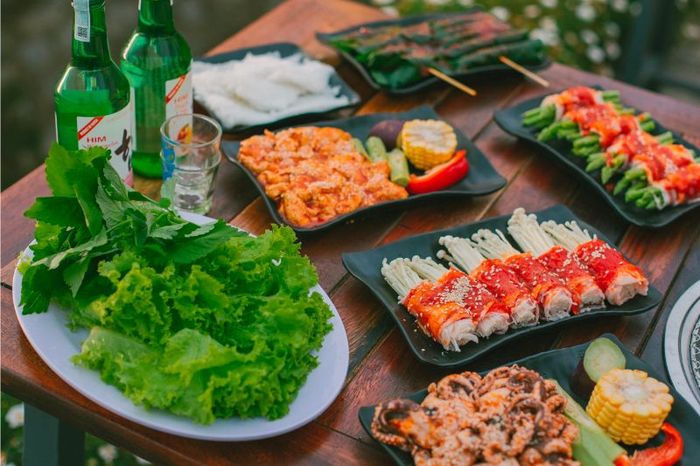 Trải nghiệm thú vị tại tiệm nướng Xòm Lèo, thưởng thức BBQ và ngắm hoàng hôn thật thư giãn đấy!