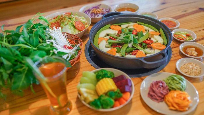 Top 10 nhà hàng buffet rau tại Đà Lạt mà bạn nên thử 4