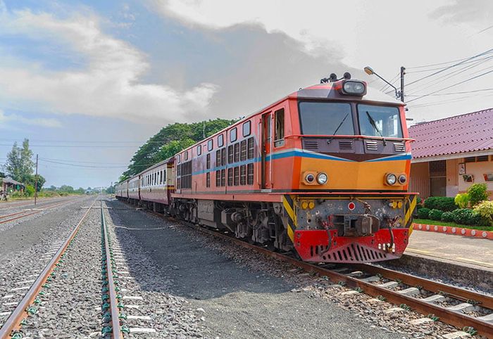 Khám phá du lịch bụi Huế
