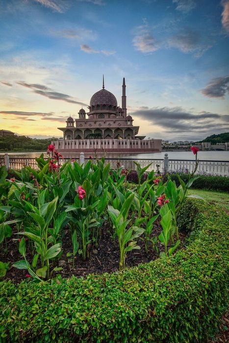 Khám phá Putrajaya - đích đến tuyệt vời tại Malaysia