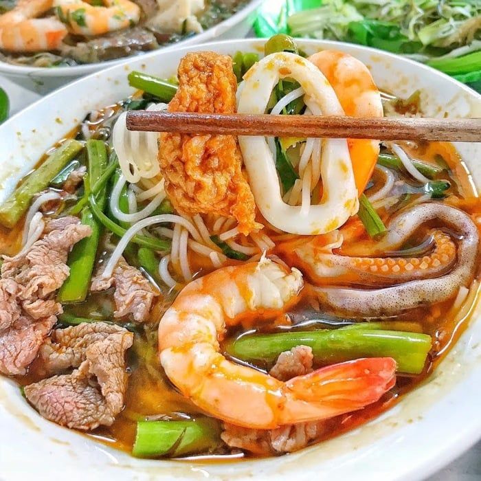 Bún hải sản Đà Nẵng