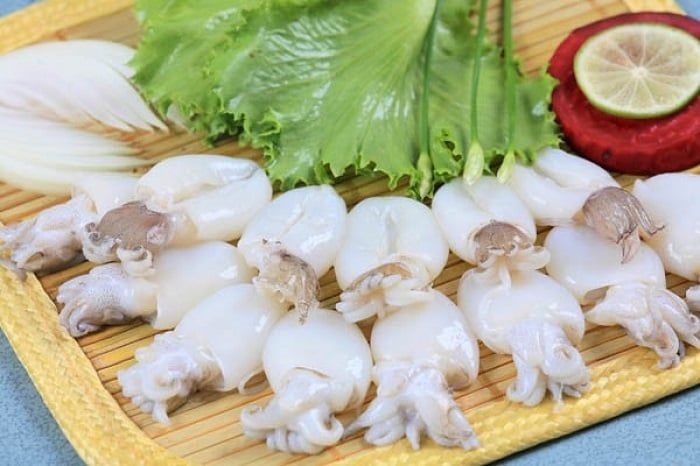 Bánh cuốn chả mực