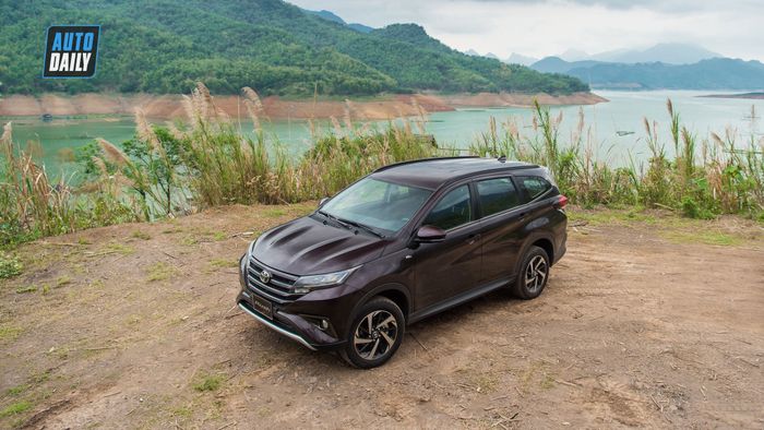 Đánh giá Toyota Rush – Xuất sắc ở cả vai trò MPV và SUV toyota-rush-09.jpg