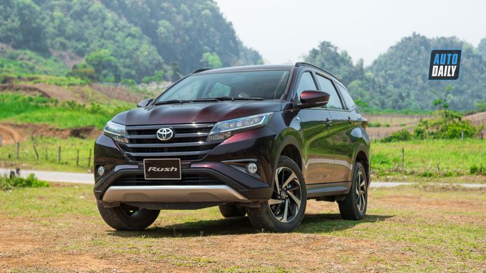 Đánh giá Toyota Rush – Xuất sắc ở cả vai trò MPV và SUV toyota-rush-010.jpg