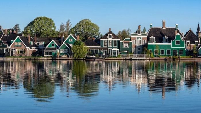 Zaanse Schans - Thiên đường cối xay gió bước ra từ truyện cổ tích 10