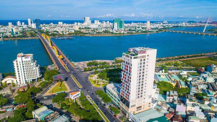 Top View Bar Đà Nẵng - Nơi ngắm toàn cảnh thành phố từ trên cao 3
